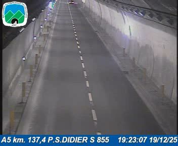 Pre-Saint-Didier: A5 km. 137,4 P.S.DIDIER S 855