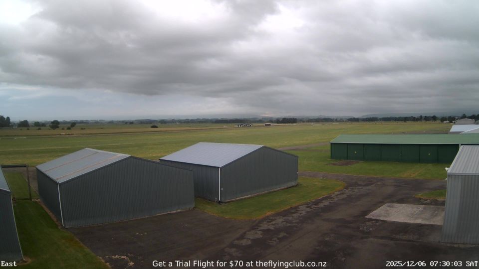 Feilding › East