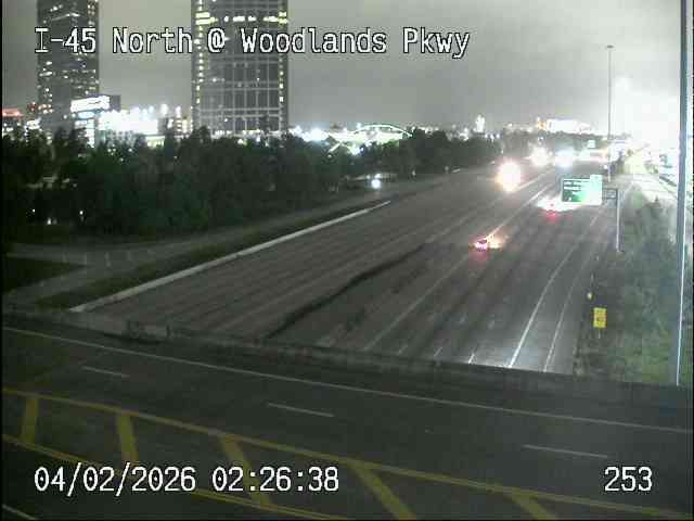 Oak Ridge North › South: IH-45 North @ Woodlands Pkwy