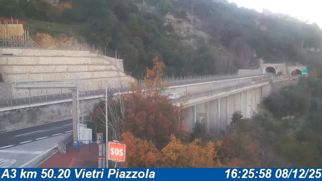 Salerno: A3 km 50.20 Vietri Piazzola