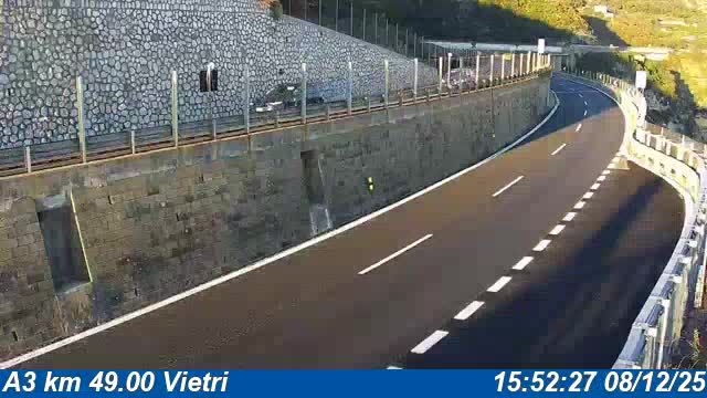 Vietri sul Mare: A3 km 49.00 Vietri