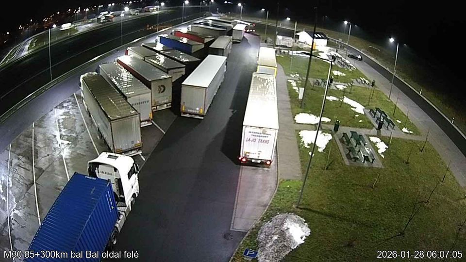 Tornyosnemeti: M30 Szent Erzsébet pihenő, bal oldal -> Bal oldal