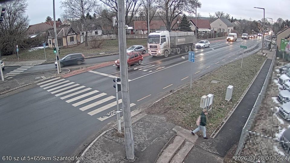 Kaposvar: Kisgati-dulo: Kaposvár, Mező út -> Szántód