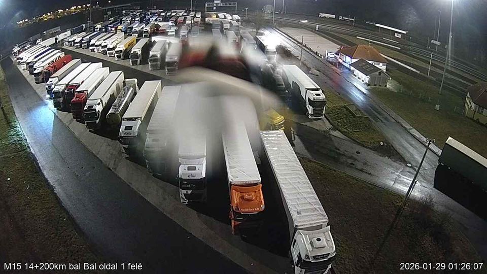 Rajka: M15 - pihenő, bal oldal -> Bal oldal 1