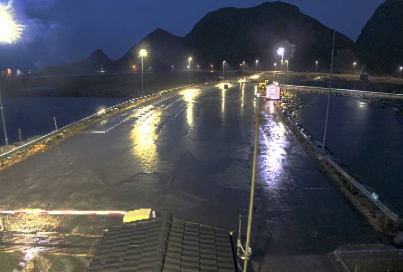 Rossnesvagen: Værøy Ferjekai