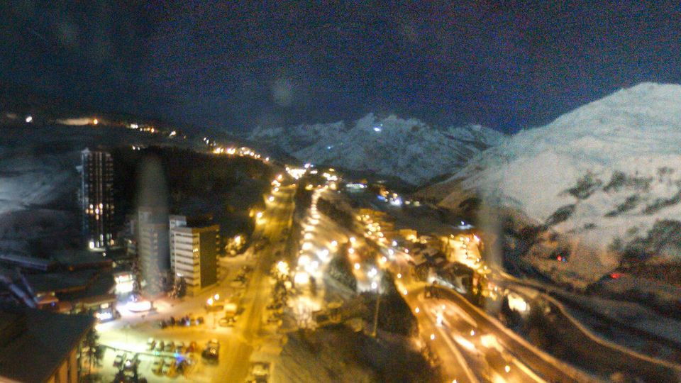 Les Belleville › East