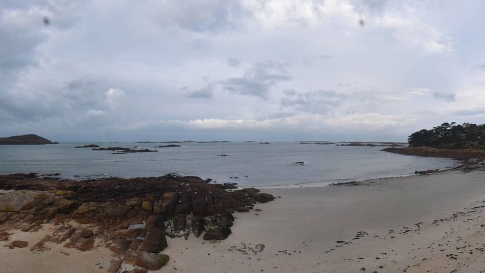 Trebeurden › South-west: Plage de Porz Termen