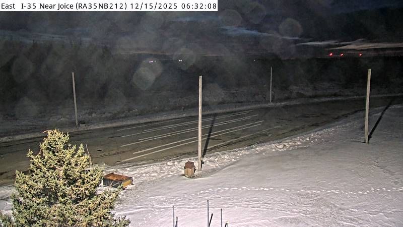 Joice: Parking Only: I-35 NB MM 212 near - Entrance