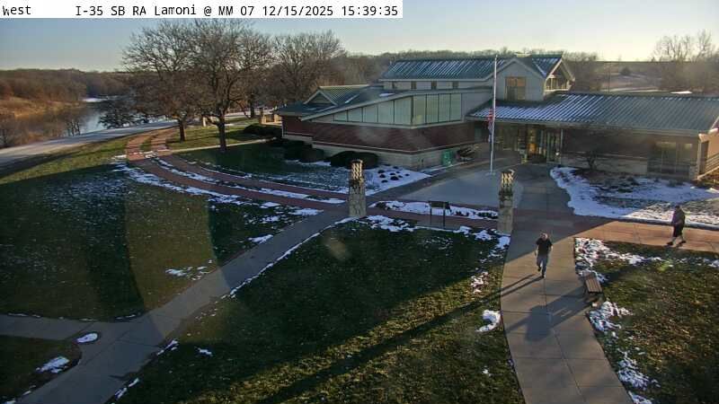 Terre Haute: Rest Area: I-35 N/S MM 7 - Lamoni - Car Prkg - West