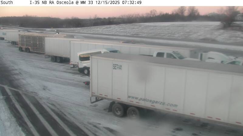 Osceola: Rest Area: I-35 NB MM 33 near - Truck Parking 1