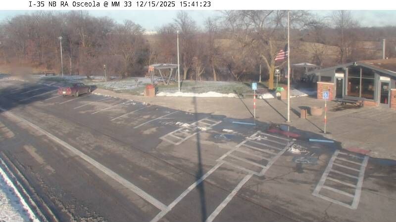 Osceola: Rest Area: I-35 NB MM 33 near - Truck Parking 2