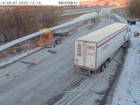 Magill: RA80EB32 - Exit