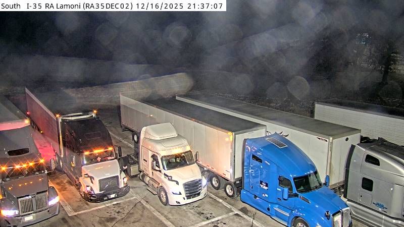 Terre Haute: Rest Area: I-35 N/S MM 7 - Lamoni - Trk Prkg - South