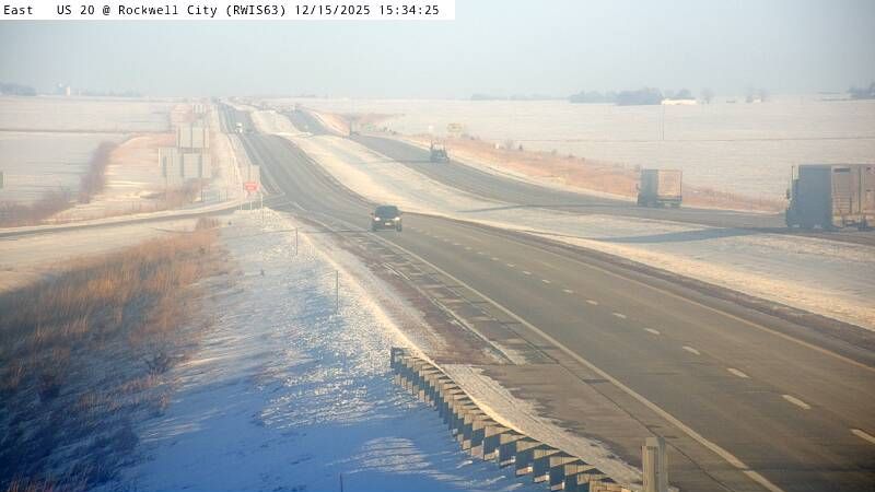 Twin Lakes Trailer Court: R63: West Zoom