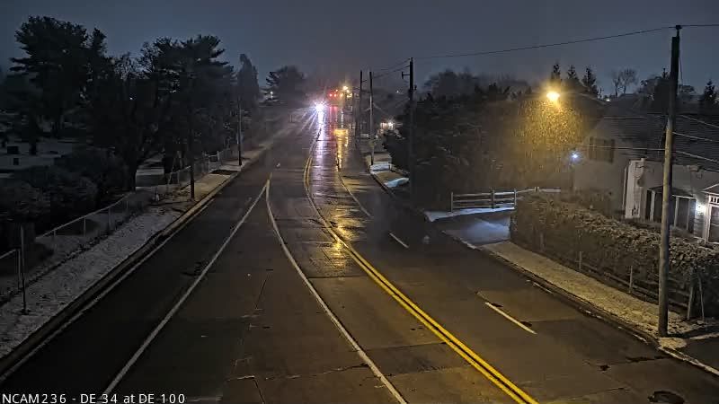 Woodcrest Court: DE 34 (FAULKLAND RD) @ DE 100