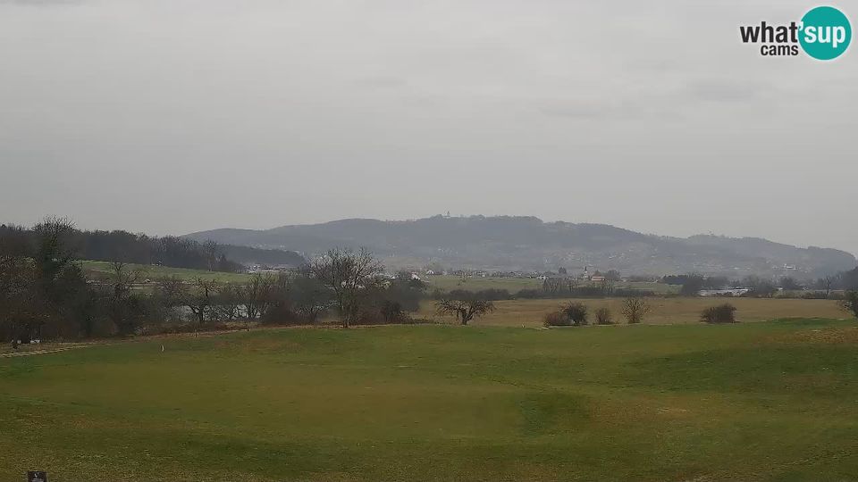Novo Mesto: Experience Stunning Golf Views with Webcam at Golf Grad Otočec