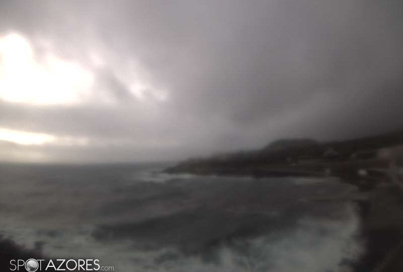 Vila de Sao Sebastiao › West