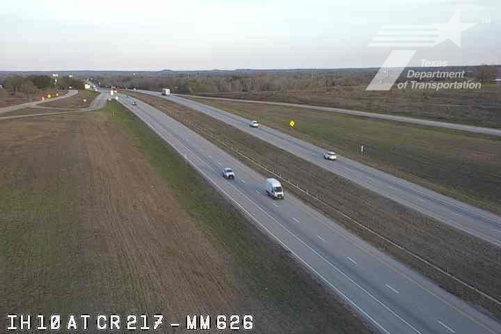 Luling › West: IH 10 at CR 217 (MM 626)