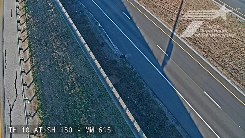 Kingsbury › East: IH 10 at SH 130 (MM 615)