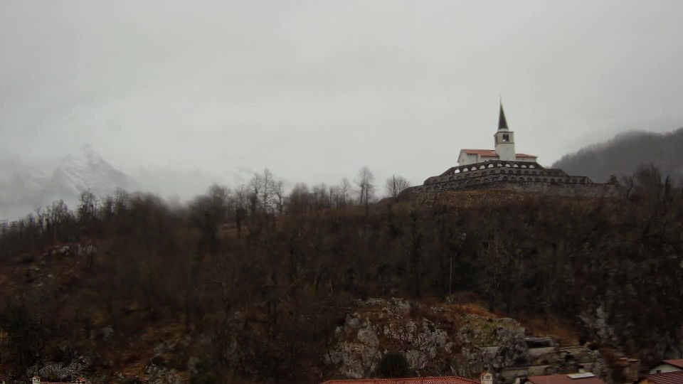 Kobarid: webcam - View to Charnel House from 1st world war