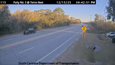 Charleston: Folly Rd S @ Terns Nest