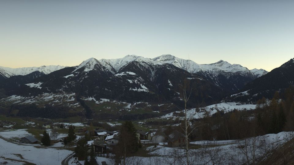 Lumnezia: Lake Davos Munts