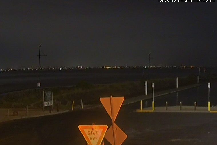 Seaholme: Altona Boat Ramp - Altona Road