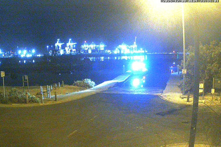 Newport: Williamstown Boat Ramp - The Strand - Port Phillip Bay