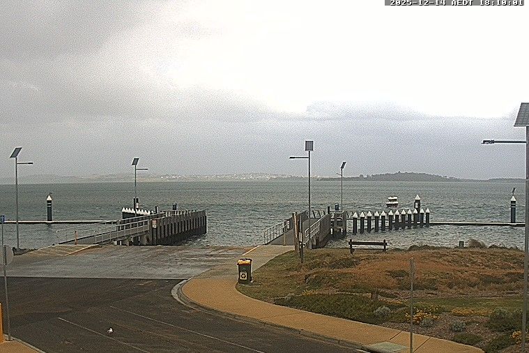 Cowes: Rhyll Boat Ramp - Beach Road - Western Port Bay