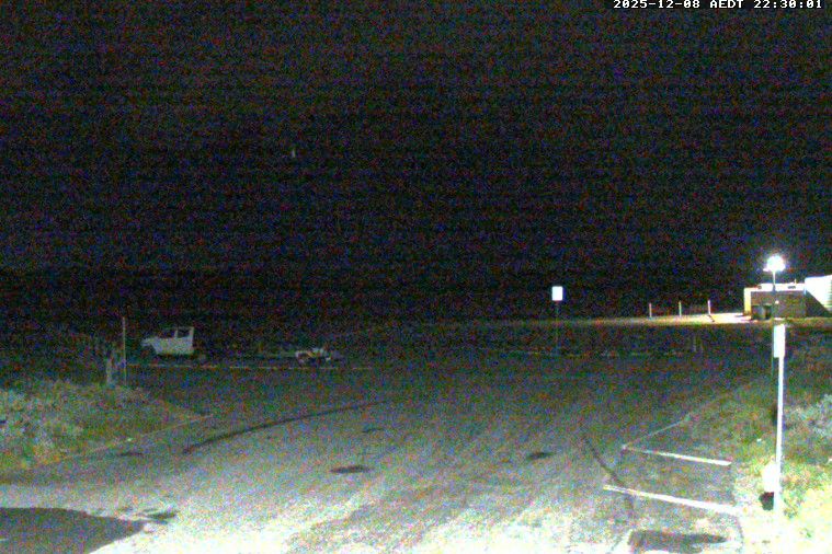 Lara: Avalon Beach Boat Ramp - Avalon Foreshore Road - Corio Bay