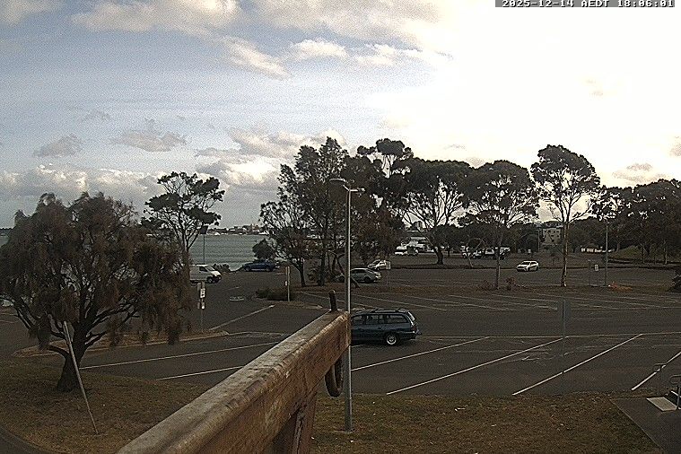 Geelong: St Helens Boat Ramp - Swinburne Street - Corio Bay