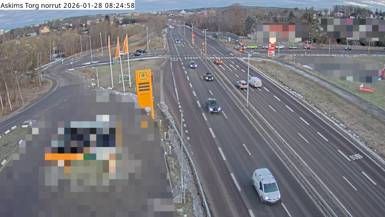 Askim › North-east: Askims Torgs norrut