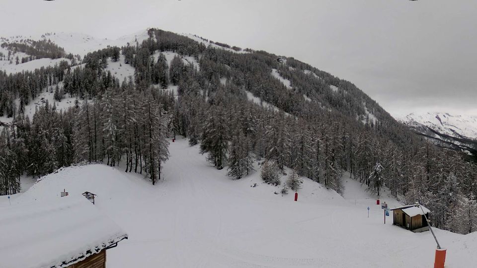 Allos › South-west