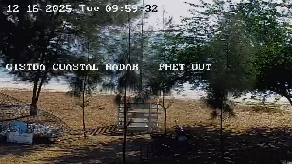 Hat Chao Samran › South-east