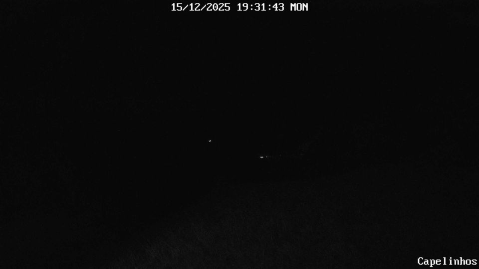 Capelo › West: Capelinhos Volcano Car Park - Capelinhos Volcano Interpretation Center