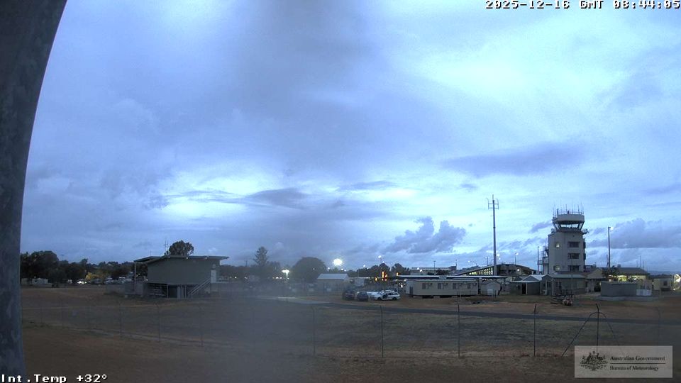 Rockhampton › South-east: Rockhampton Airport