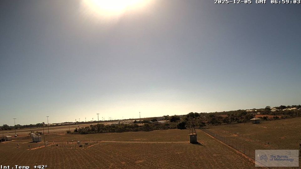 Broome › West: Broome International Airport