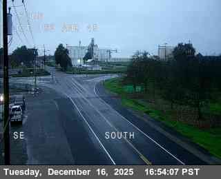 Codora › East: Hwy 162 at JCT162 and 45