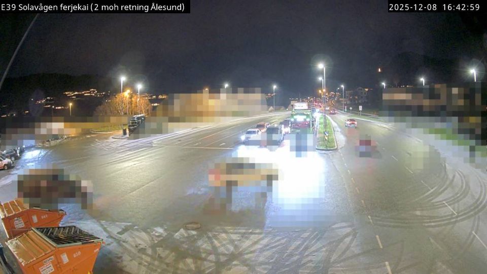 Eidsnes: Solavågen ferjekai