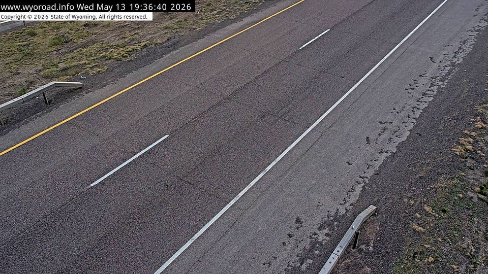 Laramie: I 80 - West - Road Surface