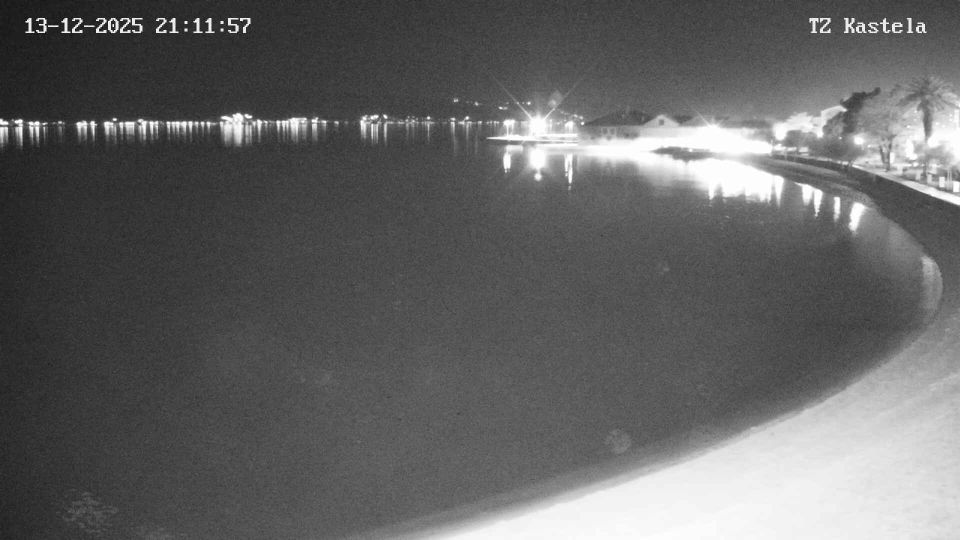 Kastel Stari: K. Gomilica, Marina Kaštela