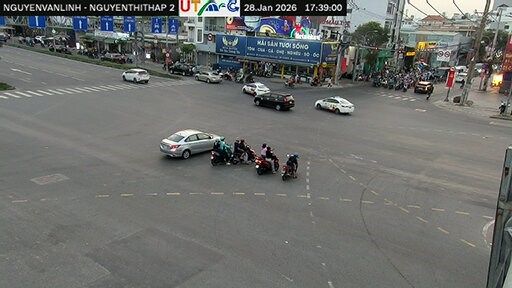 Binh Thuan Ward: Nguyễn Thị Thập - Nguyễn Văn Linh