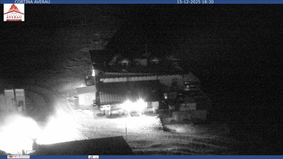 Colle Santa Lucia › North-west: Rifugio Averau