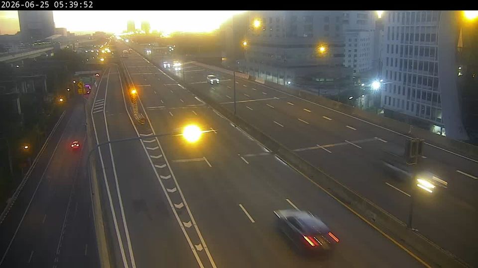 Lat Yao Subdistrict
