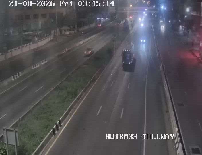 Rangsit: Don Muang Toll Way - Phahonyothin Road - Phahon Yothin Road