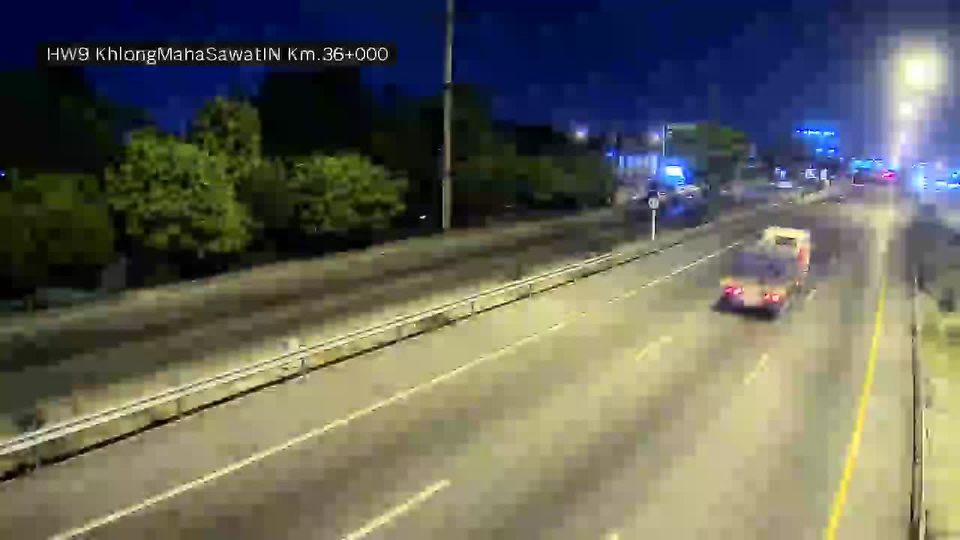 Bang Muang Subdistrict: Kanchanaphisek Road - Outer Service Road