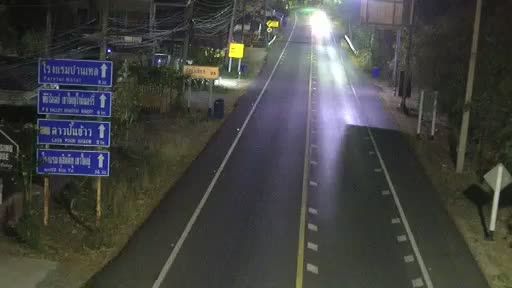 Muak Lek: ทางหลวงชนบท นม.1016 - Ta Nom Alley