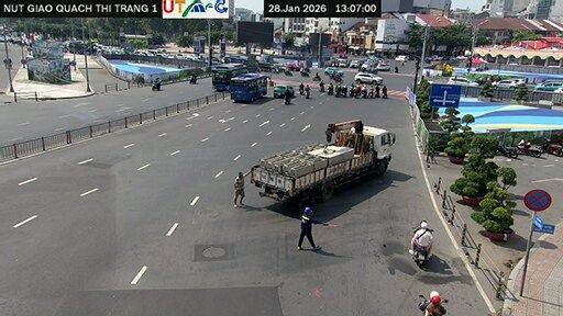 Ben Thanh Ward: Phó Đức Chính - Hàm Nghi