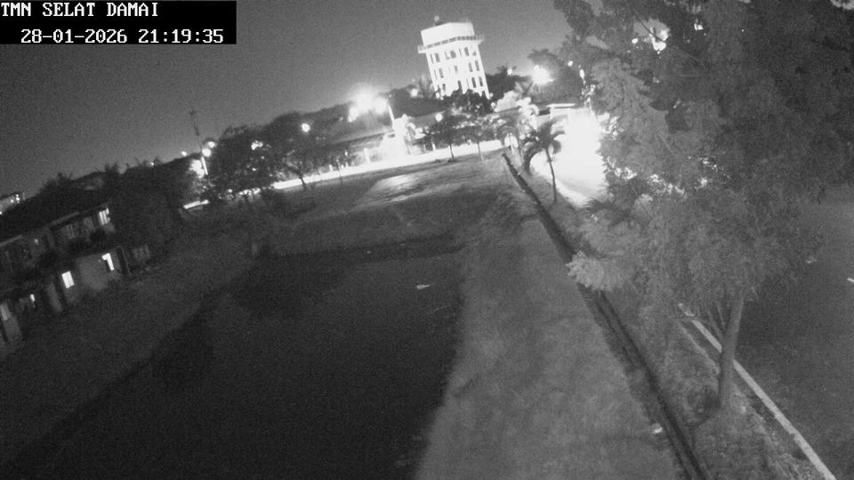 Port Klang › South-west: Taman Selat Damai