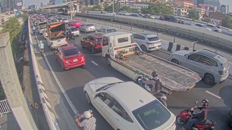 Bang Rak Subdistrict: Saphan Taksin - North Sathon Road - South Sathon Road